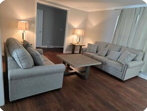 Televisie en een open haard