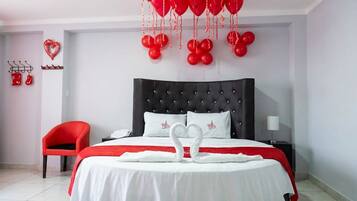 Deluxe Room, City View | Premium bedding, memory foam beds, laptop workspace