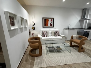 TV - Cozy and centrally located apartment in Seville (Sevilla)