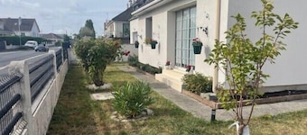 Escape to city center near the beach !