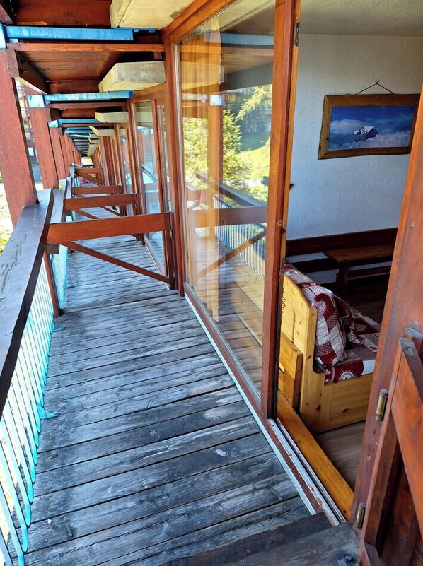 Terrace/patio - Breathtaking view of Mont-Blanc, calm assured (Bourg-Saint-Maurice)