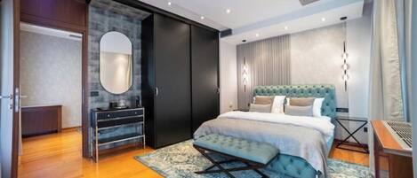 1 slaapkamer, een strijkplank/strijkijzer, wifi, beddengoed