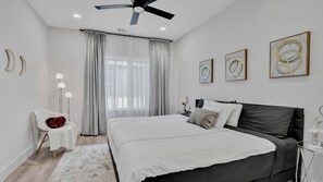 3 عدّة غرف نوم ومكواة/لوح كي وواي فاي وملاءات أسرّة