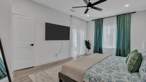 3 bedrooms, iron/ironing board, WiFi, bed sheets