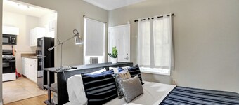 Cozy Studio 1-bedroom apartment in Memphis