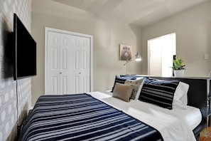 1 bedroom, iron/ironing board, WiFi, bed sheets