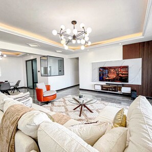 Living area - Soothing 5-bedroom apartment in the heart of Nairobi (Nairobi)