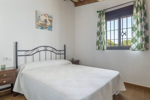 1 bedroom, WiFi, bed sheets