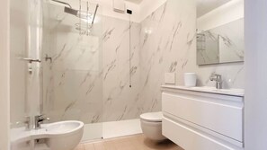 Dusche, Haartrockner