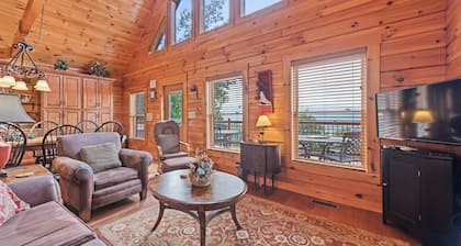 Secluded Smoky Mountain Log Cabin Retreat