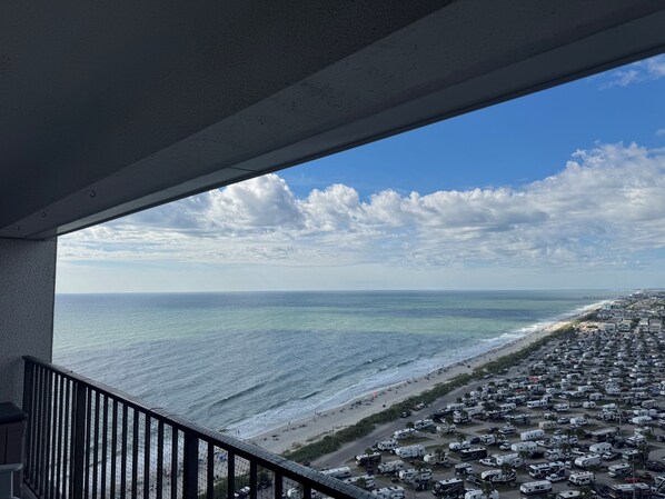Property grounds - Escape to OCEAN BREEZE/ 2 BR Condo with Stunning Ocean Front Views (Myrtle Beach)