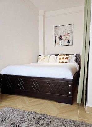 1 bedroom, iron/ironing board, WiFi