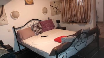 1 bedroom, WiFi, bed sheets
