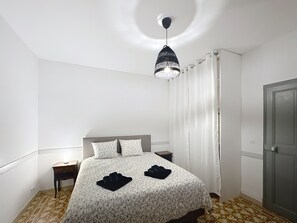 3 Schlafzimmer, kostenloses WLAN, Bettwäsche, Rollstuhlgeeignet