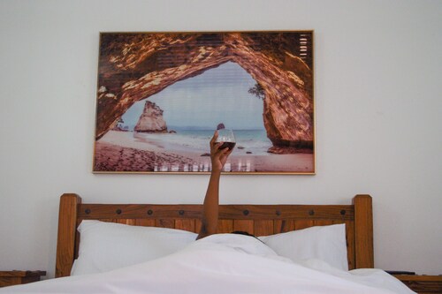 Humongous 5BR Bungalow with Private Pool near JKIA – Greenpark, Athi River