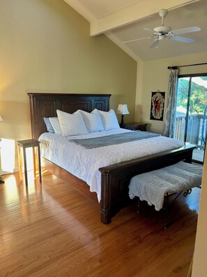 3 bedrooms, iron/ironing board, free WiFi, bed sheets - 3 BR Home near Stanford Facebook Amazon walk to downtown Palo Alto (Palo Alto)