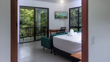 Deluxe Bungalow, Balcony, River View | Free WiFi, bed sheets