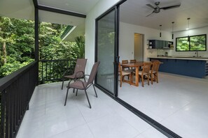 Deluxe Bungalow, Balcony, River View | Balcony