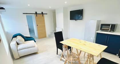 âš Maison rĂ©novĂ©e au calme â sur les hauteurs de Civaux âš