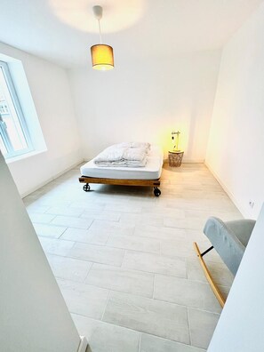 1 bedroom, iron/ironing board, travel crib, WiFi