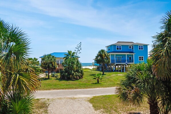 Talo, useita sänkyjä (Papa's Palmetto Place) | Ulkopuoli