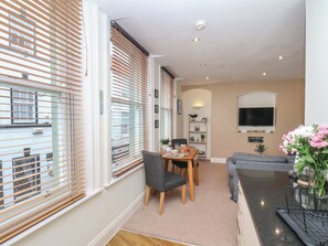 Interior - Jolly Roger (Whitby)