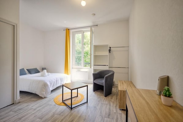 1 bedroom