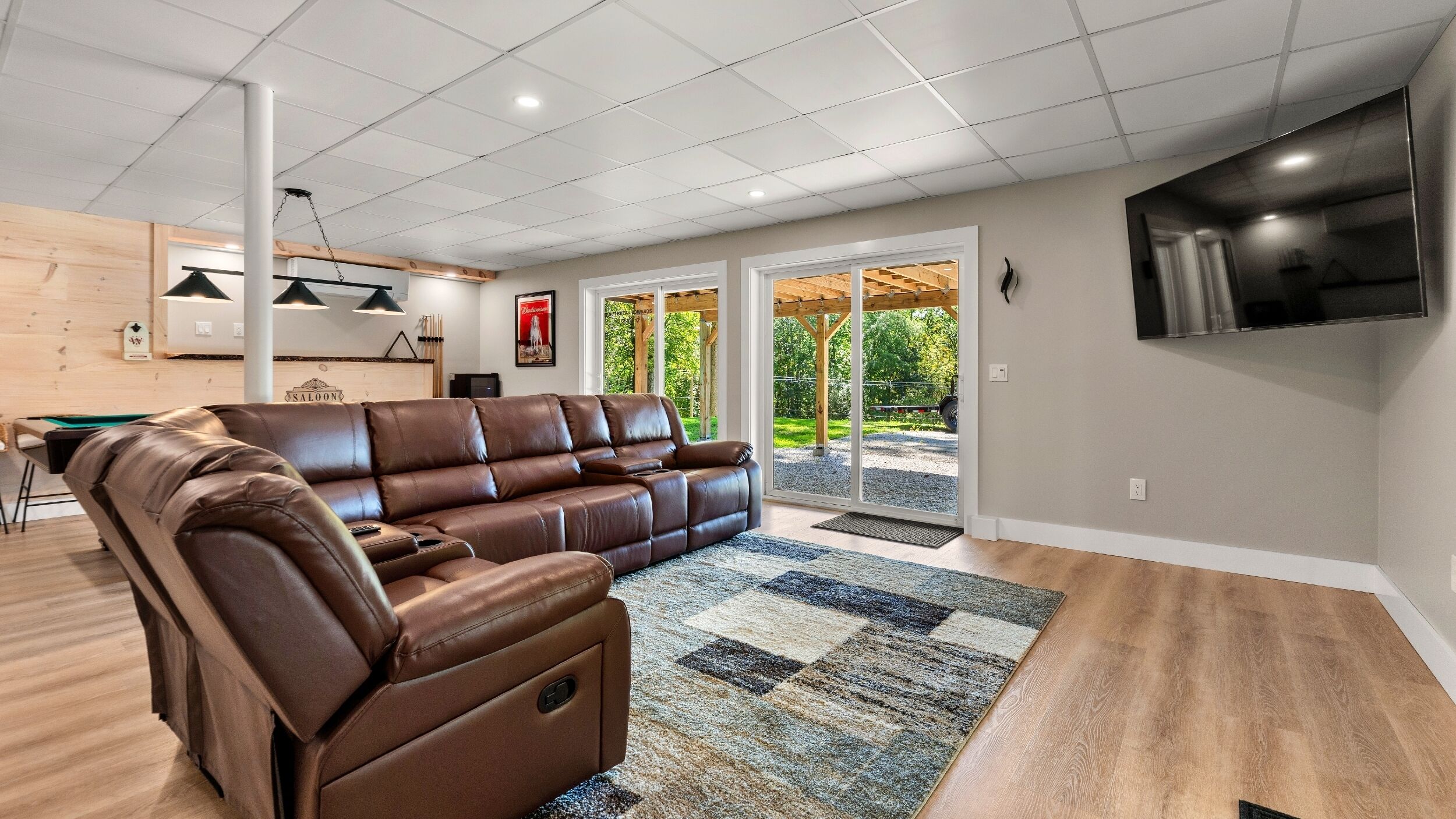 TV, fireplace, printers