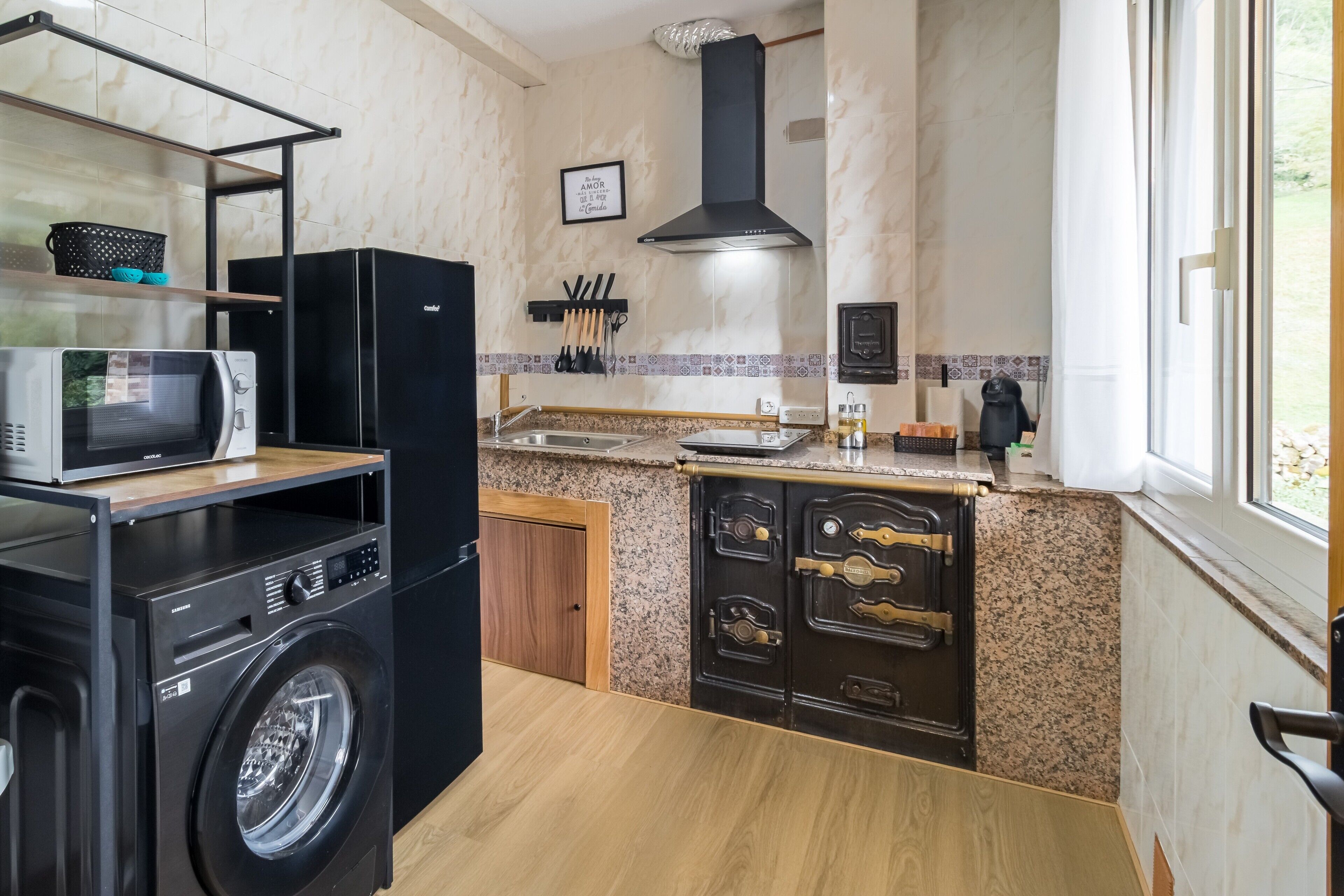 Fridge, microwave, stovetop, coffee/tea maker