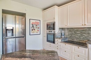 Villa | Private kitchen