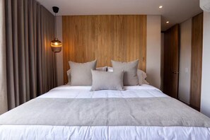 3 bedrooms, iron/ironing board, WiFi, bed sheets - Perfect home in Medellín 501 (Medellín)