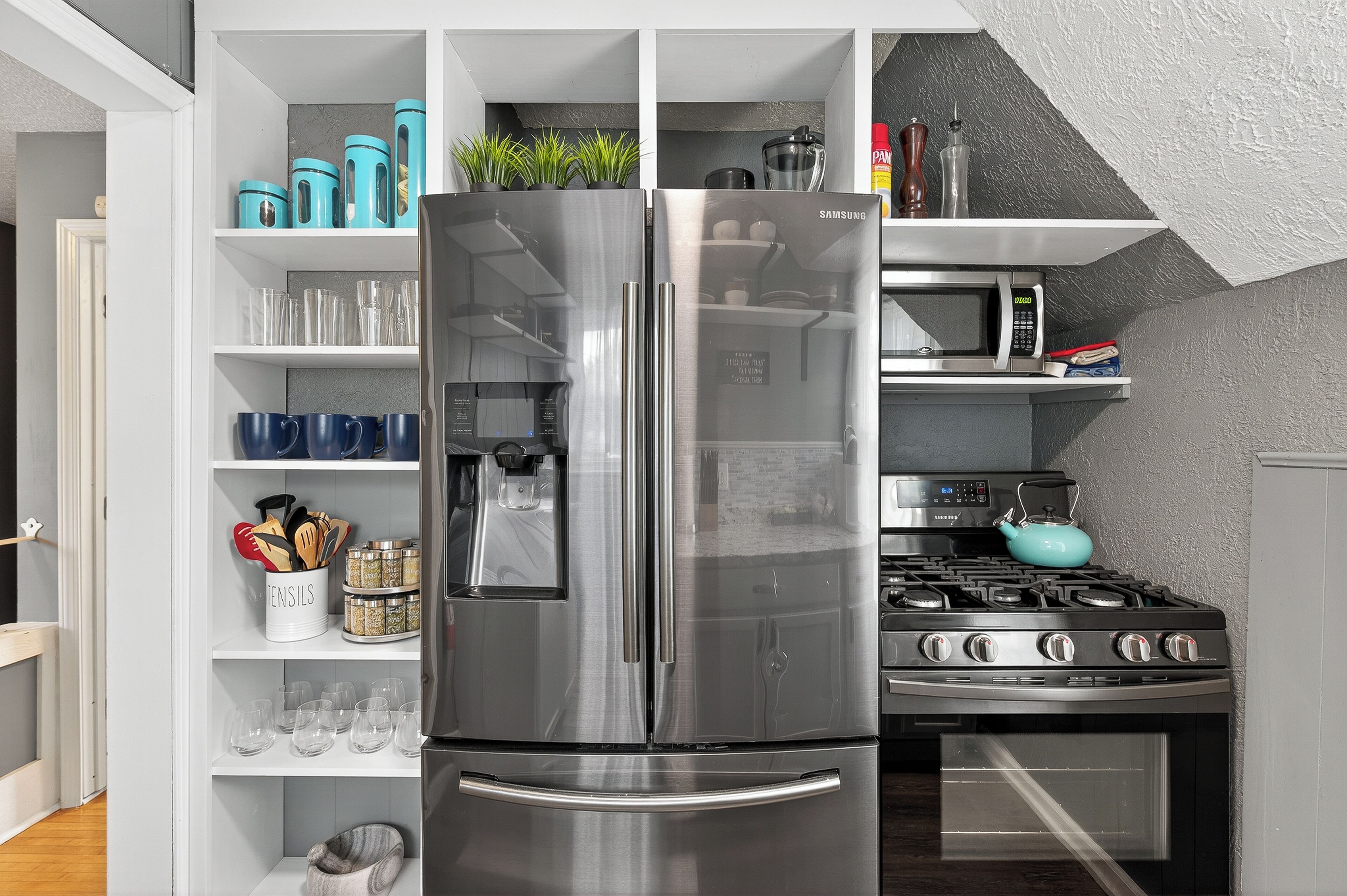 Microwave, oven, stovetop