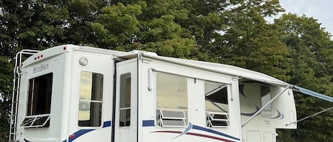 住宿地面