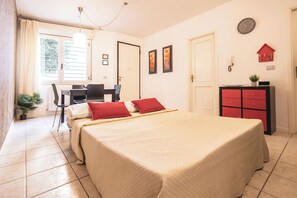 1 Schlafzimmer, WLAN, Bettwäsche