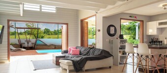 Villa Manguier, unexpected cabin in the Mango tree