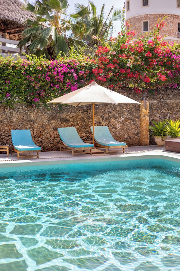 Outdoor pool