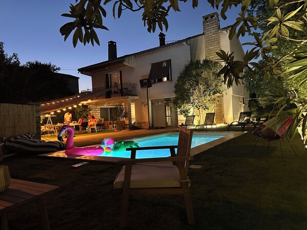 Pool