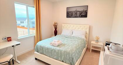 Cozy Retreat, Room 2, Near Mt Rainier, Seattle,
National parks