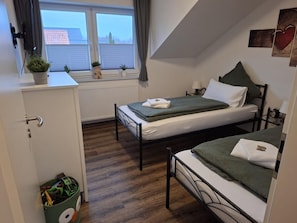 2 bedrooms, free WiFi, bed sheets