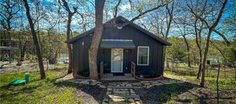 Ember Lake Retreat LakeFront Getaway LaCygne