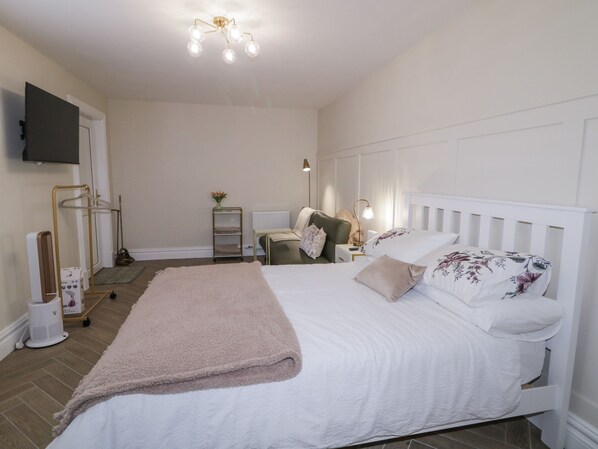1 habitación, decoración personalizada y muebles diferentes