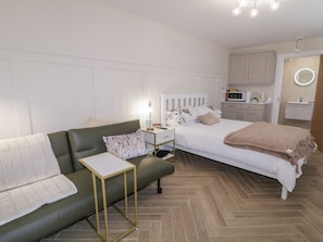 1 bedroom, individually decorated, individually furnished, free WiFi - Church Studio (Portstewart)