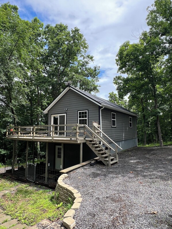 Exterior - Secluded Cabin near Buffalo National River in St Joe-Gilbert area (Saint Joe)