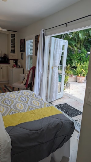 1 camera, ferro/asse da stiro, accesso a Internet, lenzuola