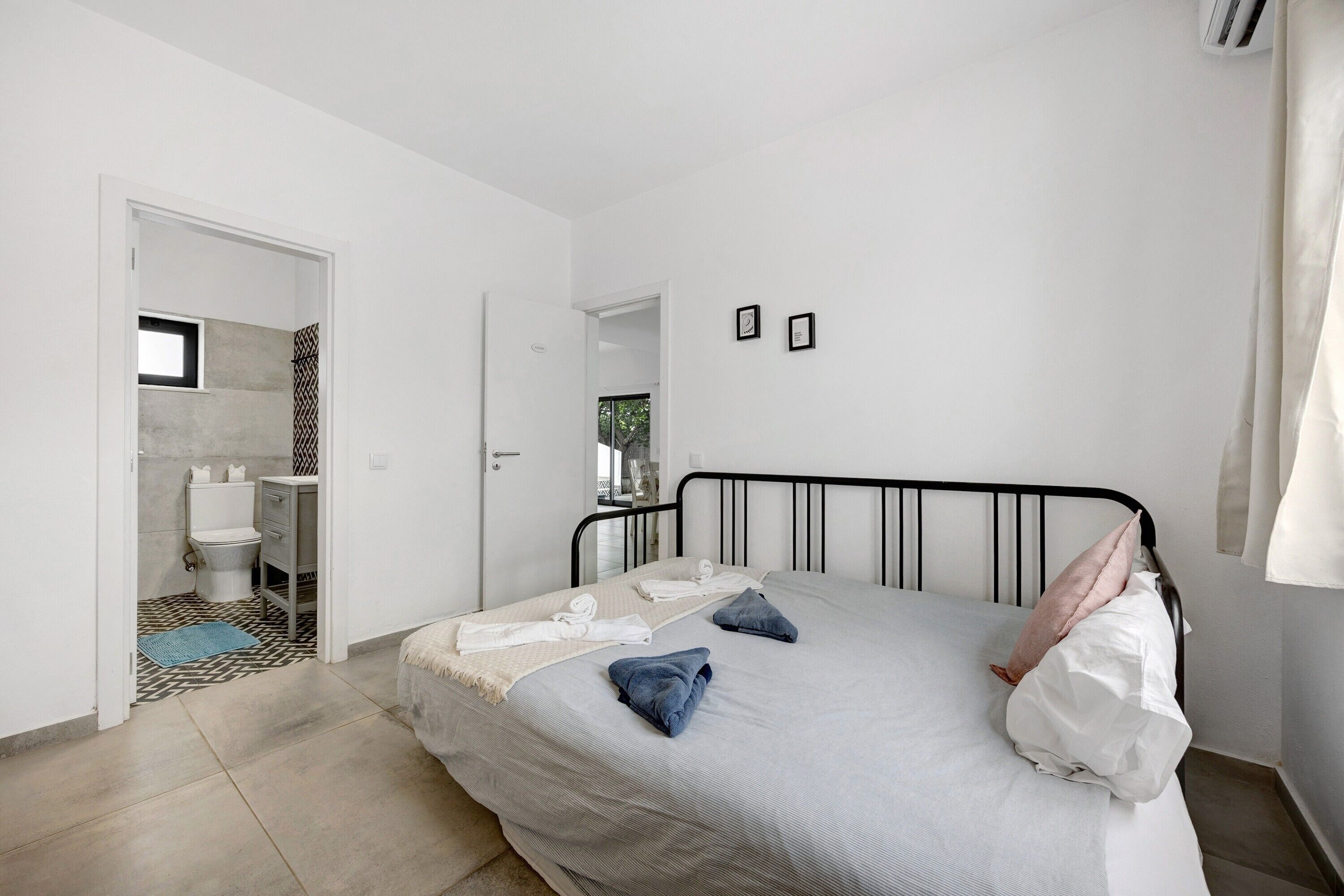3 Schlafzimmer, Bügeleisen/Bügelbrett, WLAN, Bettwäsche