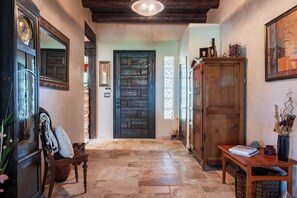 Interior - New Property! Mediterranean Charm with Southwestern Soul - Pet friendly! (Albuquerque)