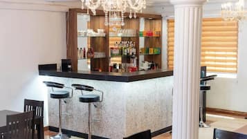 Bar (en la propiedad)