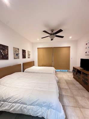 4 bedrooms, Internet, bed sheets