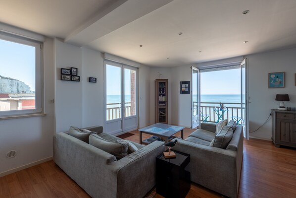 TV, DVD player, stereo