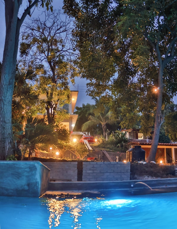 Piscina a l'aire lliure